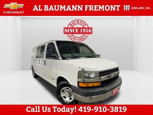 2004 Chevrolet Express 3500 Base