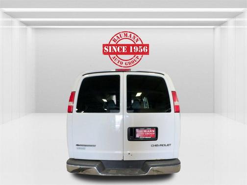 2004 Chevrolet Express 3500 Base