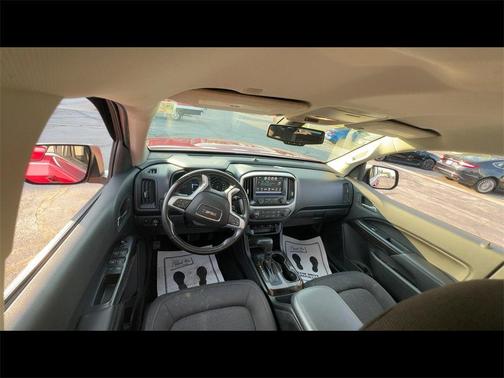 2017 GMC Canyon SLE
