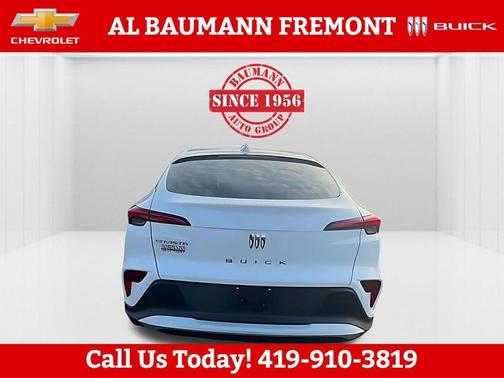 Summit White 2025 Buick Envista Preferred