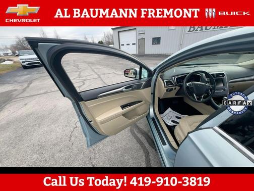 2014 Ford Fusion Hybrid SE