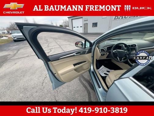 2014 Ford Fusion Hybrid SE