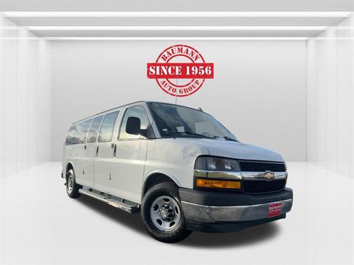 2018 Chevrolet Express 3500 LT