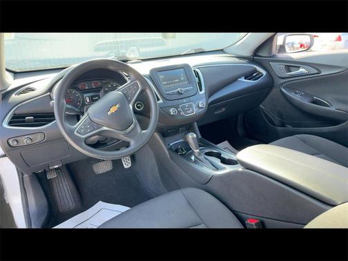 2017 Chevrolet Malibu 1LT