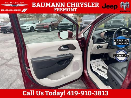 2018 Chrysler Pacifica Touring-L Plus