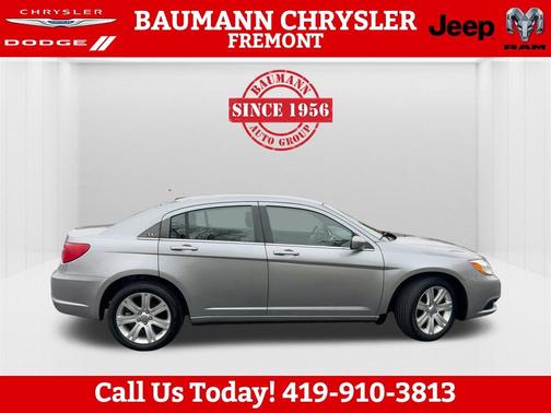 2013 Chrysler 200 LX