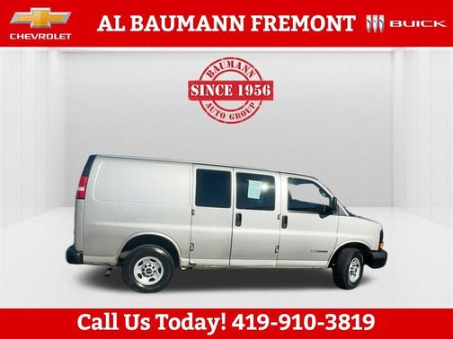 2005 GMC Savana 2500 Cargo