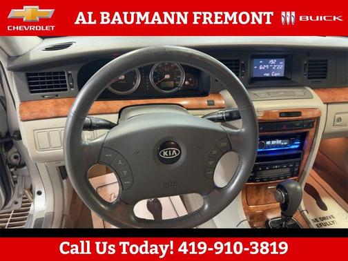 2005 Kia Amanti Base (A5)