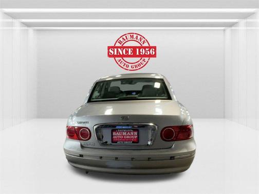 2005 Kia Amanti Base (A5)