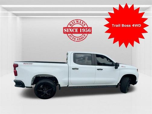 2022 Chevrolet Silverado 1500 Custom Trail Boss