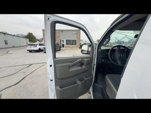 2023 Chevrolet Express 2500 Work Van