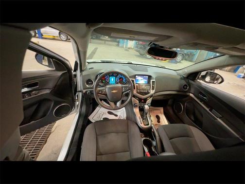 2015 Chevrolet Cruze 1LT