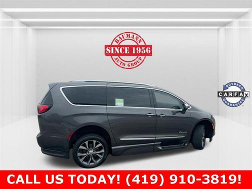 2017 Chrysler Pacifica Limited