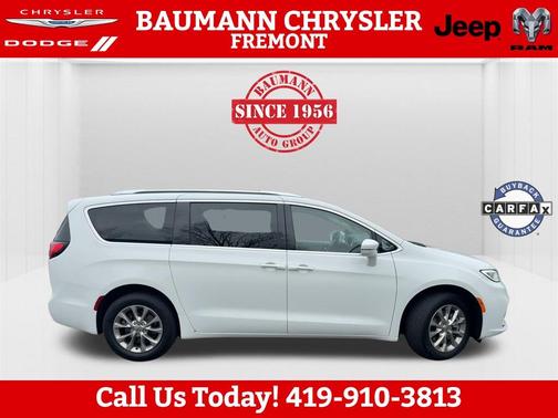 2021 Chrysler Pacifica Touring-L