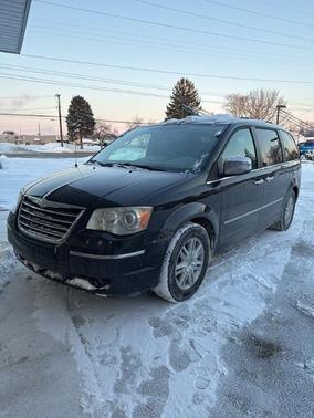 2008 Chrysler Town & Country Limited