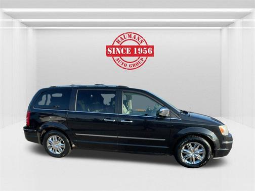 2008 Chrysler Town & Country Limited