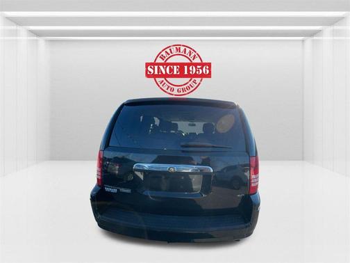 2008 Chrysler Town & Country Limited