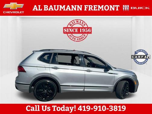 2022 Volkswagen Tiguan 2.0T SE R-Line Black