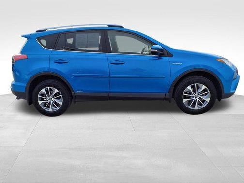 2016 Toyota RAV4 Hybrid XLE