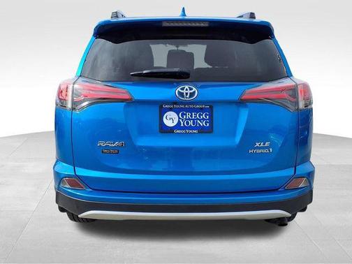 2016 Toyota RAV4 Hybrid XLE