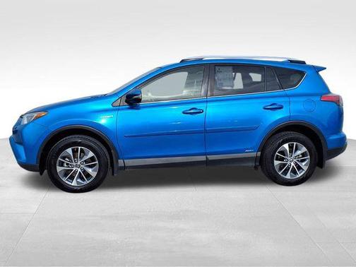 2016 Toyota RAV4 Hybrid XLE