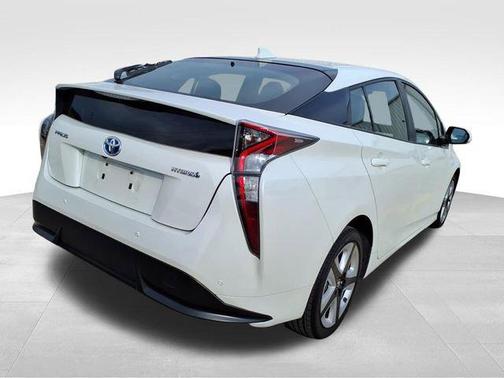 2018 Toyota Prius Four