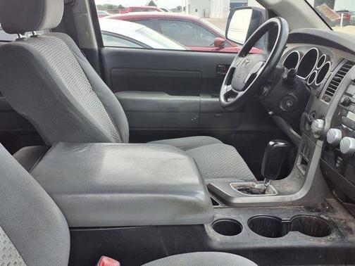 2011 Toyota Tundra Grade