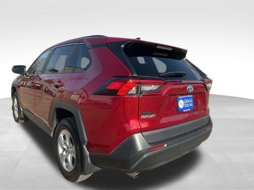 2020 Toyota RAV4 Hybrid LE