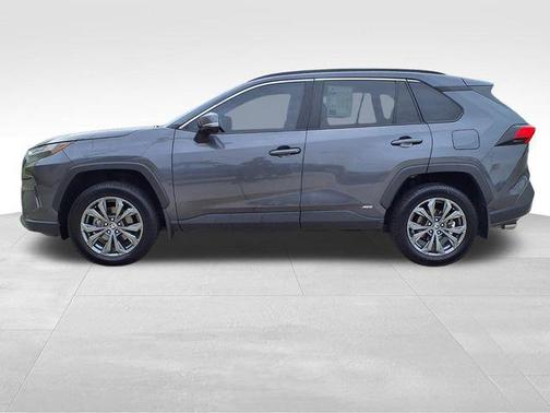 2022 Toyota RAV4 Hybrid XLE Premium