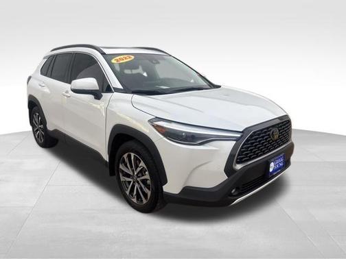 2022 Toyota Corolla Cross XLE