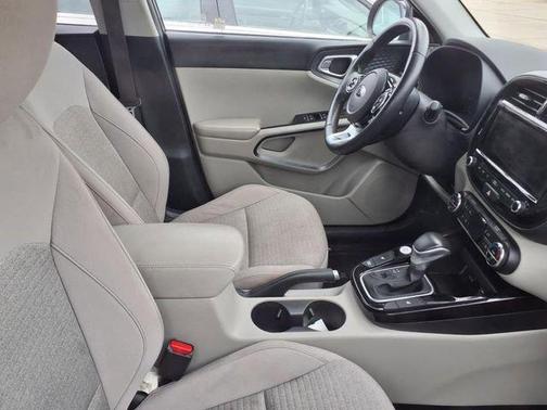 2020 Kia Soul EX