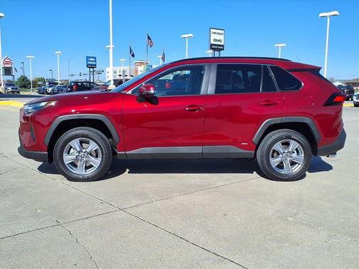 2025 Toyota RAV4 Hybrid XLE