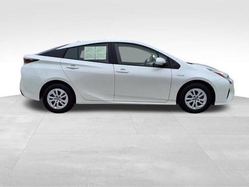 2016 Toyota Prius Two