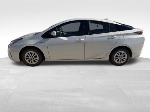 2016 Toyota Prius Two