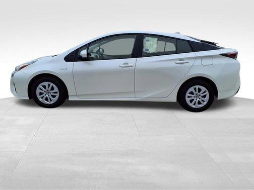 2016 Toyota Prius Two