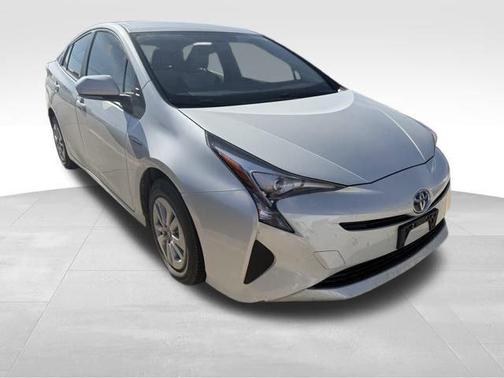 2016 Toyota Prius Two