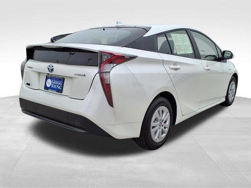 2016 Toyota Prius Two
