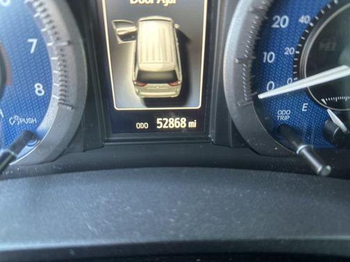 2020 Toyota Sienna XLE