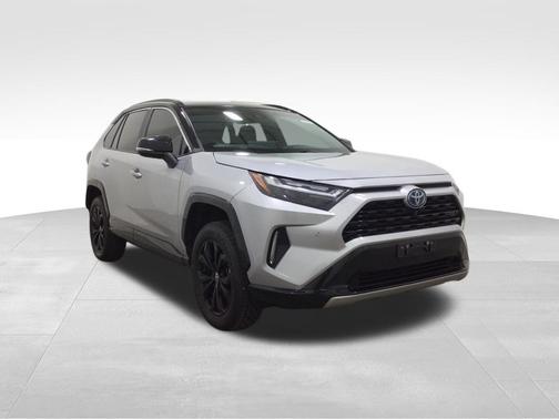 2024 Toyota RAV4 Hybrid SE
