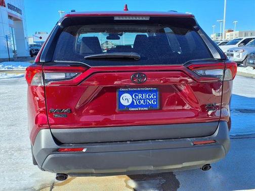 2025 Toyota RAV4 XLE