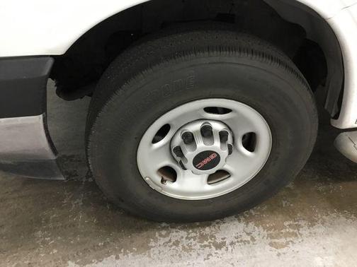 2023 GMC Savana 2500 Work Van