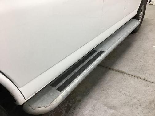 2023 GMC Savana 2500 Work Van