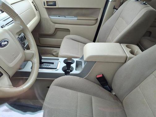 2009 Ford Escape XLT