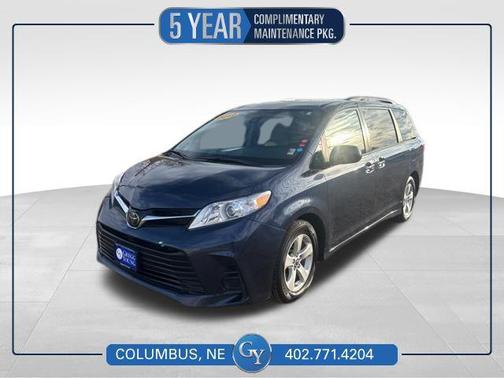 2019 Toyota Sienna LE