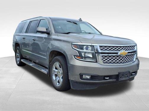 2017 Chevrolet Suburban LT