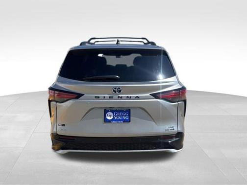 2023 Toyota Sienna XSE 7 Passenger