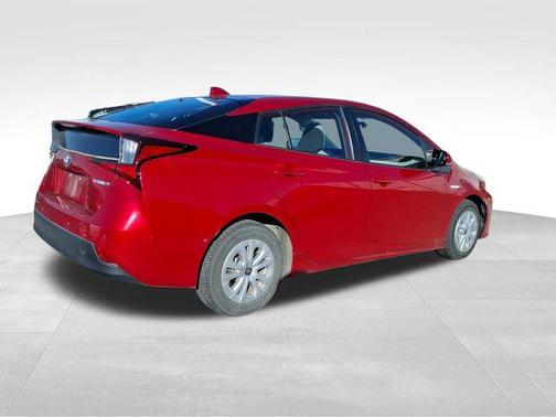 2020 Toyota Prius LE