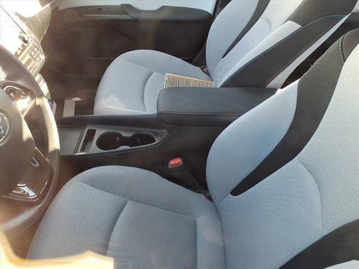 2020 Toyota Prius LE