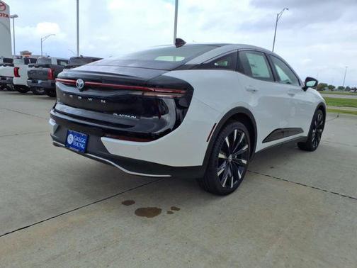 2026 Toyota Crown Platinum