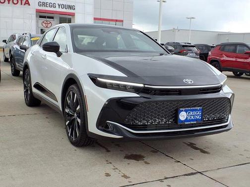 2026 Toyota Crown Platinum